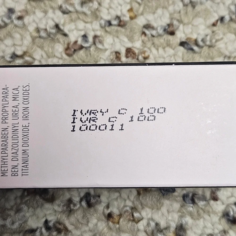 Mary Kay TimeWise Luminous 3D Foundation Ivory C 100 Normal to Dry Skin‎ 1oz